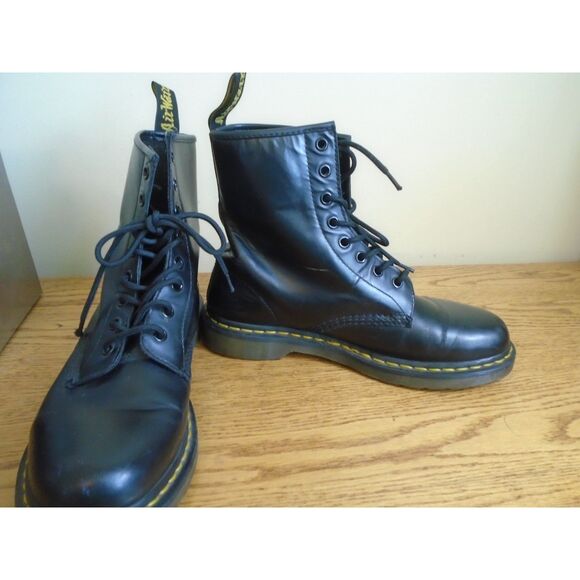 Dr Martens 1460 W black combat boots size 9 womens mens size 8 - Picture 7 of 10